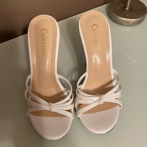NWOT: Size 6/36 Heeled Sandals